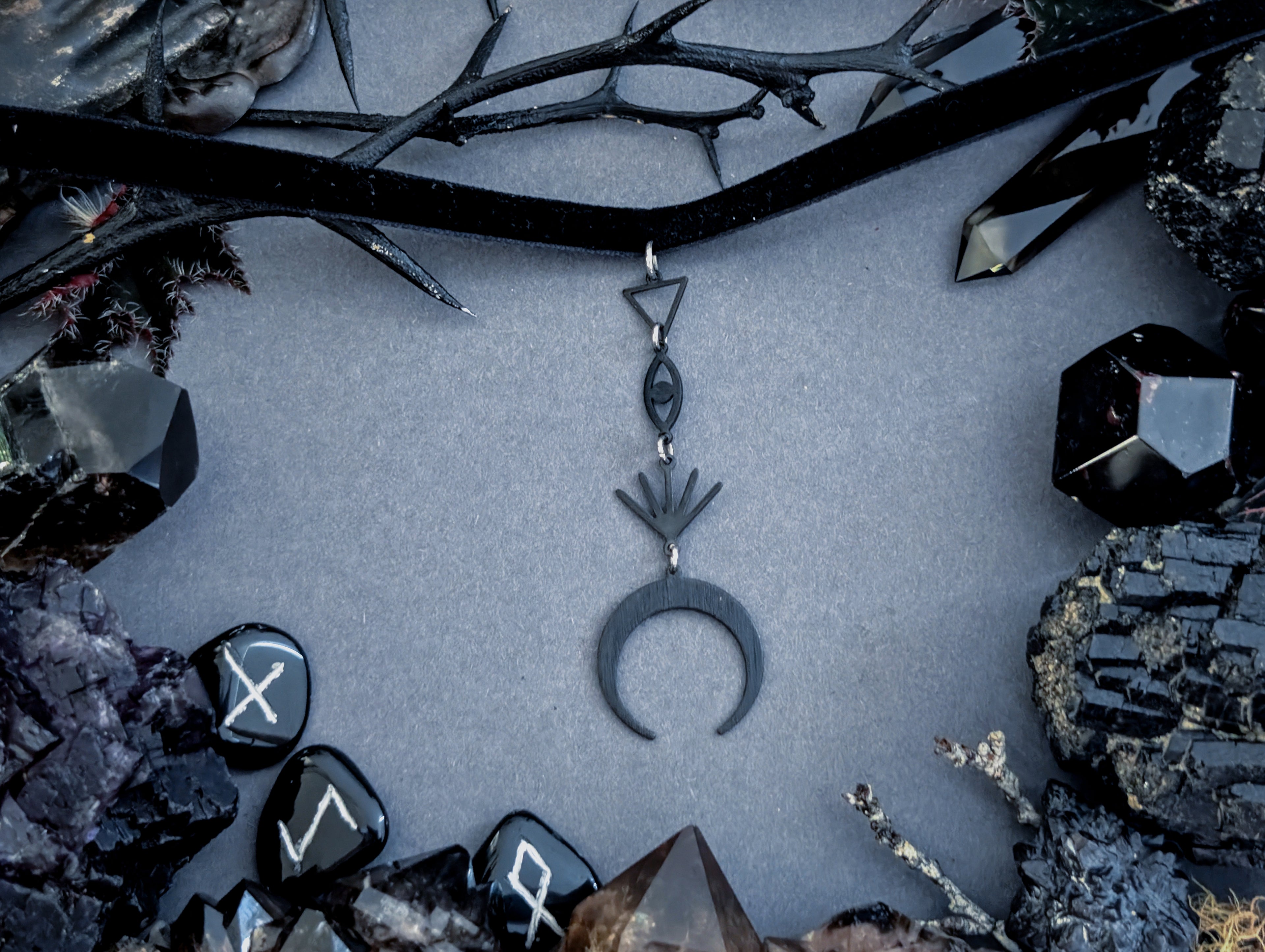 Handcrafted black choker with velvet made in Australia by Hexian.