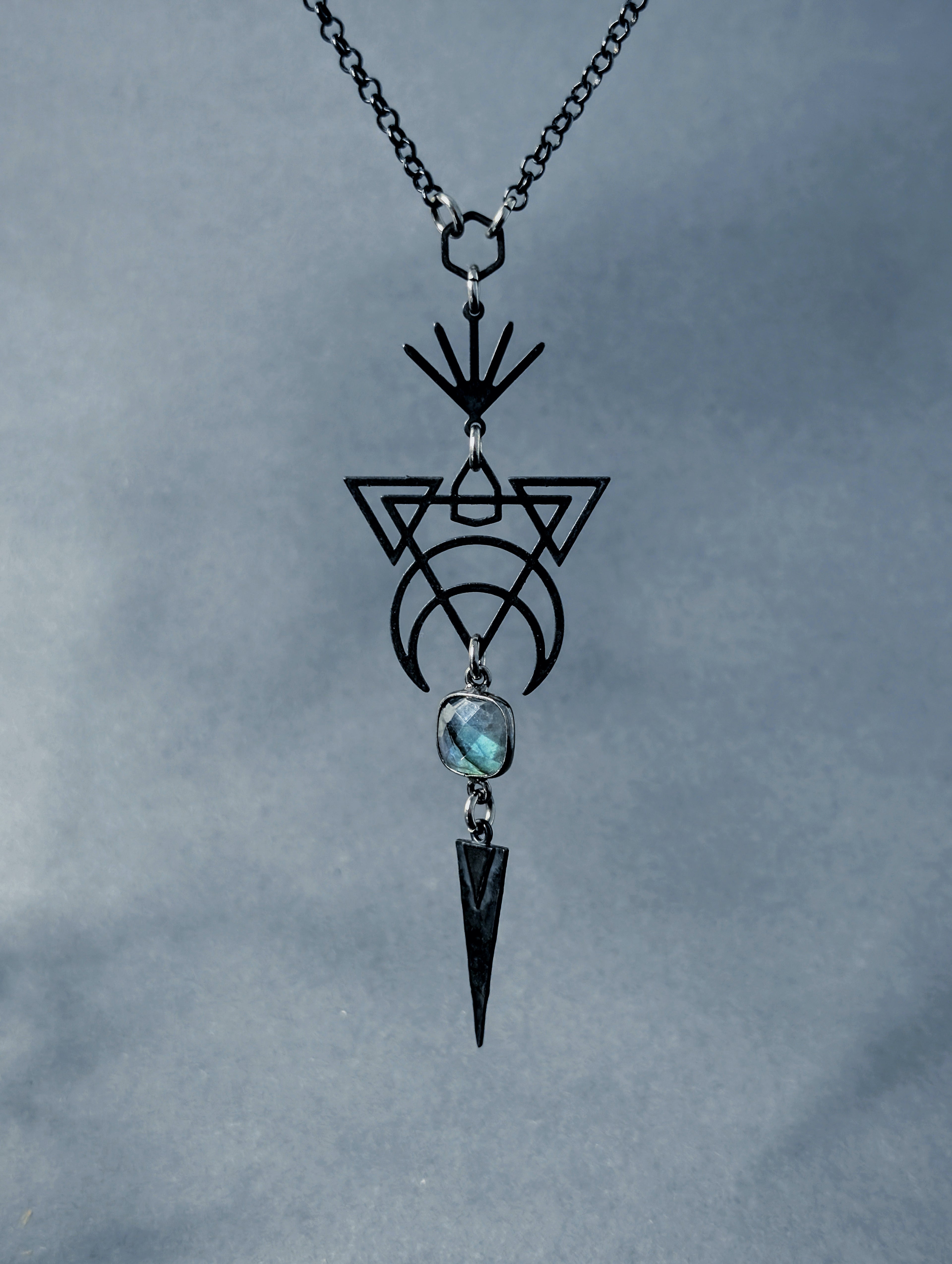 Eldritch Binding Necklace